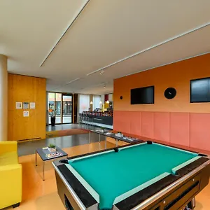 Neckarpark Hostal